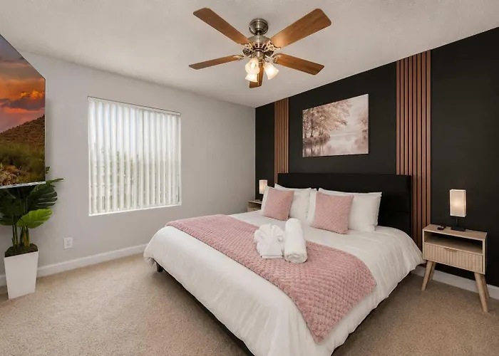 Retreat Near Asu 2 Bedroom Pools Gym Parking Pet-friendly Apartment *