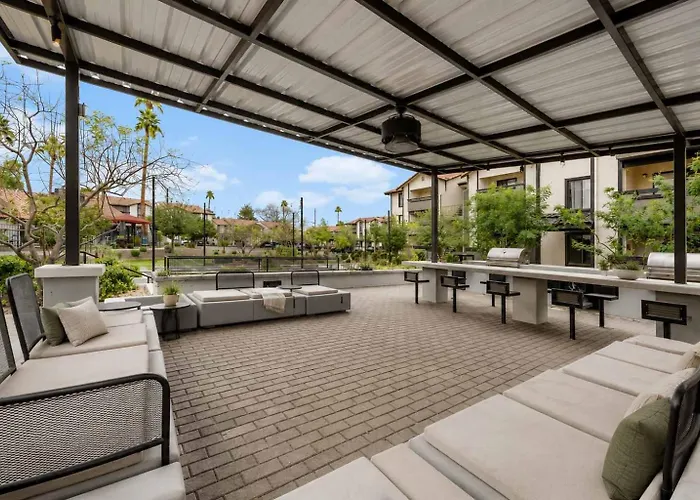 Retreat Near Asu 2 Bedroom Pools Gym Parking Pet-friendly Apartment Tempe