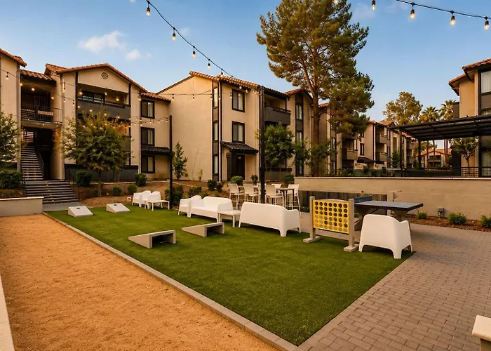 Retreat Near Asu 2 Bedroom Pools Gym Parking Pet-friendly Apartment *